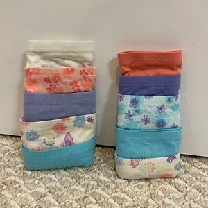 Brand new (no tags) Hanes toddler girl cotton underwear 10 pack